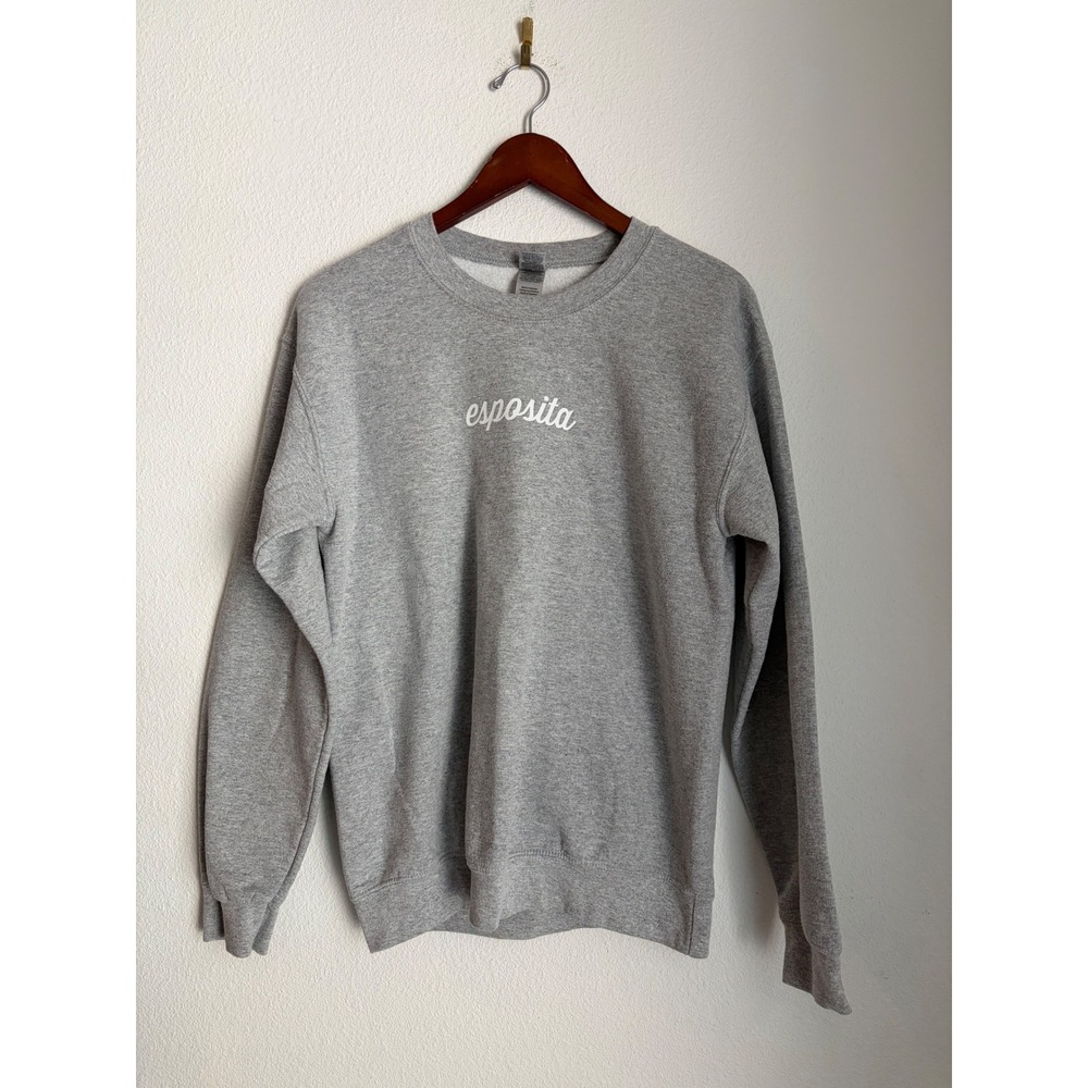 Gildan Heavy Blend Esposita Graphic Crewneck Sweatshirt Heather Gray Small